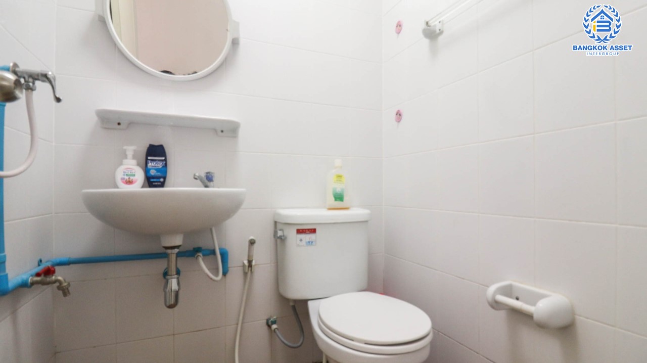 ทาวน์เฮ้าส์มือสองย่านนทบุรี ม.พฤกษา 45 บางใหญ่-กาญจนาภิเษก เนื้อที่ 16 ตร.ว. ฟังก์ชัน 3 ห้องนอน 2 ห้องน้ำ บ้านสวย พร้อมอยู่ บนทำเลที่เดินทางสะดวก ใกล้รถไฟฟ้าสายสีม่วง "สถานีคลองบางไผ่" และเซ็นทรัลเวสต์เกต...